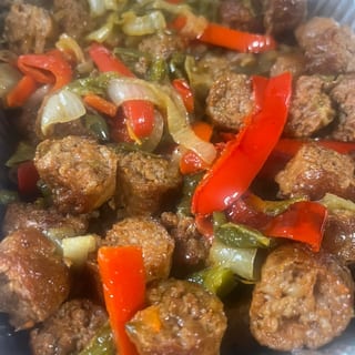 Sausage & Peppers W/Rolls | Half Tray